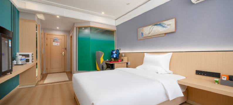 潮顽电竞民宿(攀枝花学院万达广场店)图片