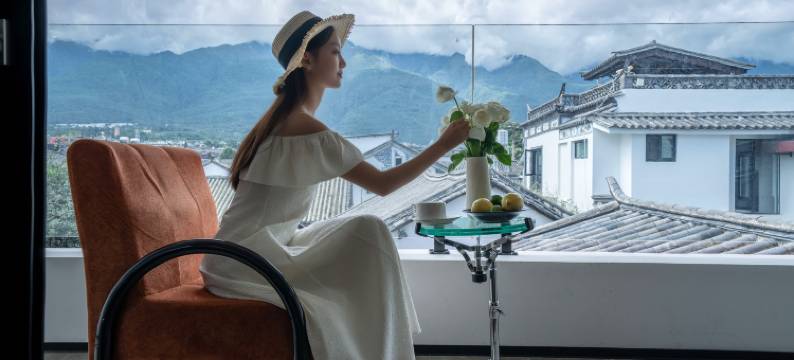 大理古城月栖青山设计师酒店(人民路店)图片