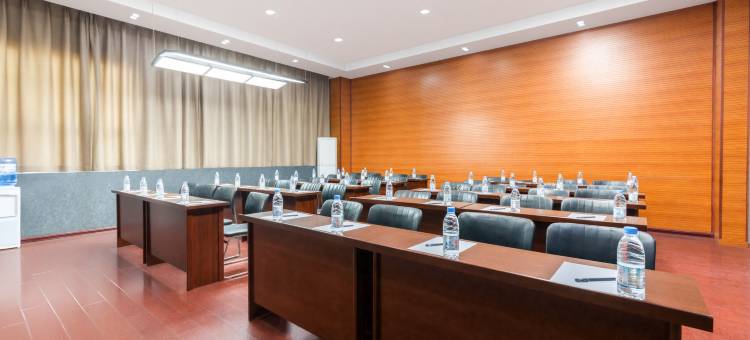 艺龙瑞云酒店(阜阳市中心国贸店)图片