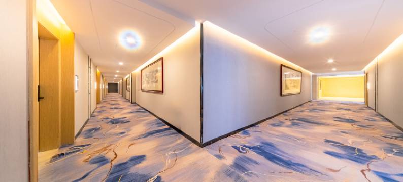 璞悦河景酒店(兰州中心七里河地铁站店)图片