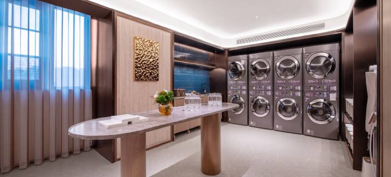 青岛五四广场奥帆中心桔子水晶酒店图片