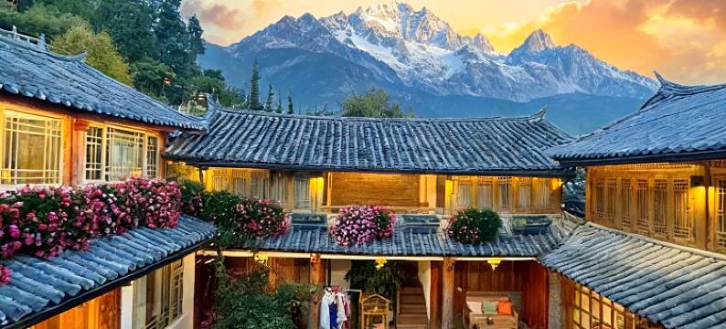 花自在•雪山逸享•空中花园360°高空度假别院(丽江古城四方街店)图片