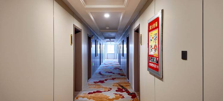 悦家酒店(伊宁六星街景区店)图片