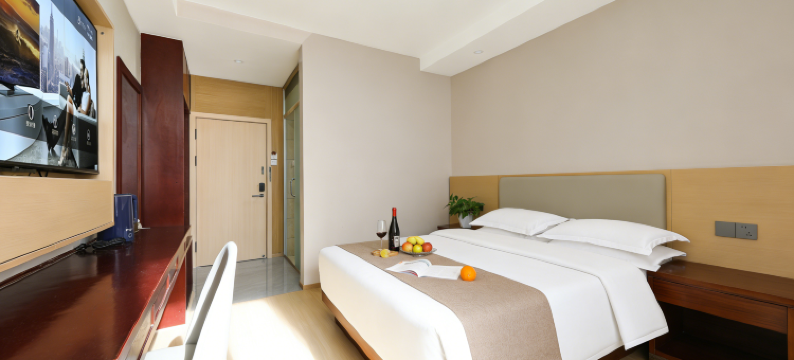 凤鸣园酒店(鹰潭站凯翔商场店)图片