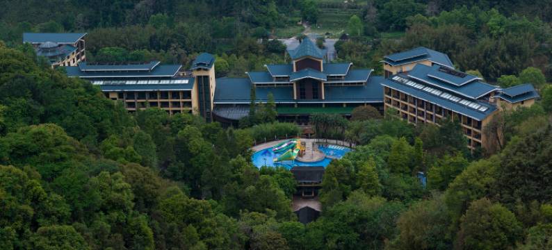 龙门地派温泉度假村图片