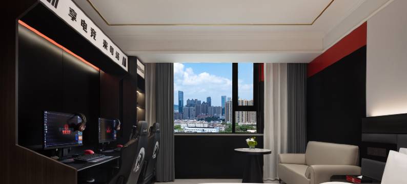 粤塔S电竞(成都春熙路太古里店)图片