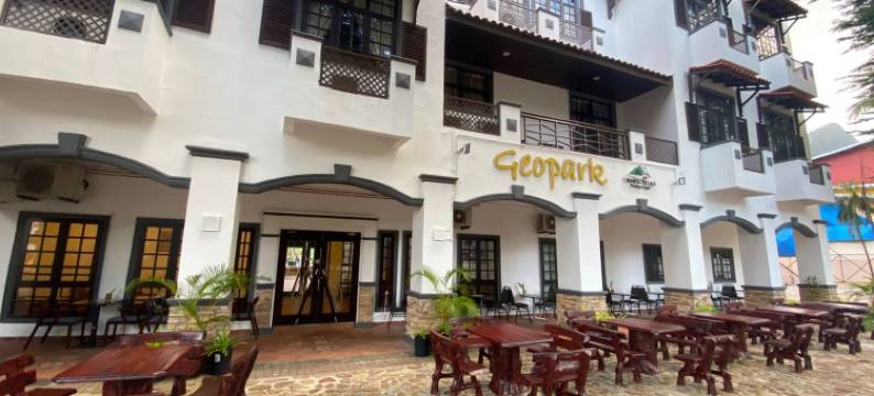 Capital O 91179 Geopark Oriental Village Boutique Hotel图片