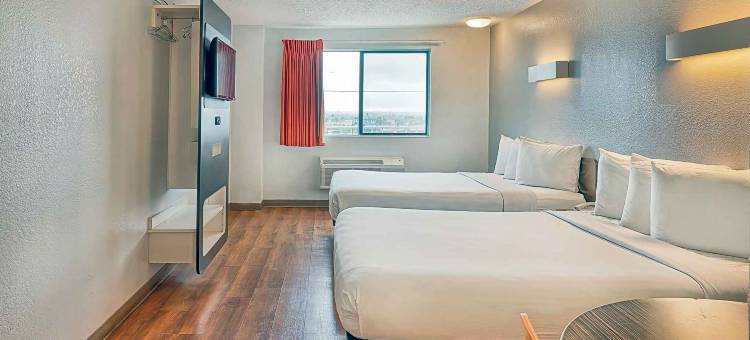 加州洛杉矶洛杉矶国际机场Studio 6套房(Studio 6 Suites Los Angeles, CA Los Angeles LAX)图片