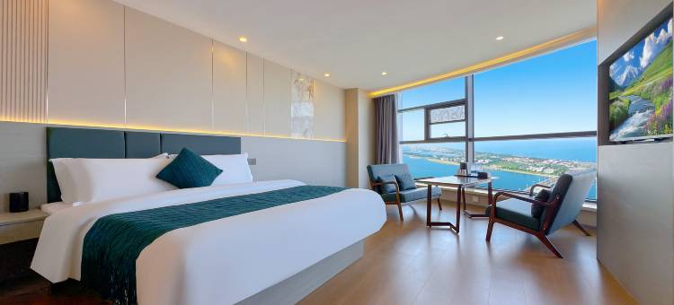 澜湾海景酒店(日照万平口景区灯塔广场店)图片