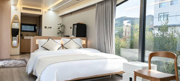 山木星辰·Starwood Villa|月池星境·揽山美宿(柴河月亮小镇店)图片