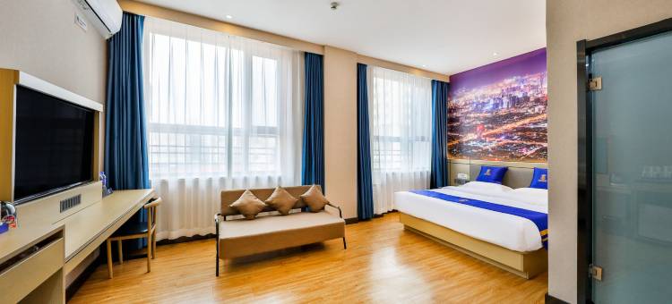 速8酒店(铁岭火车站太平洋购物中心店)图片