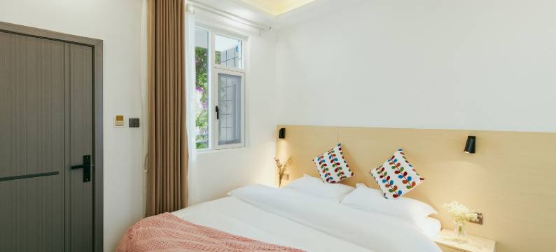 半圆咖啡客栈(大理古城店)图片