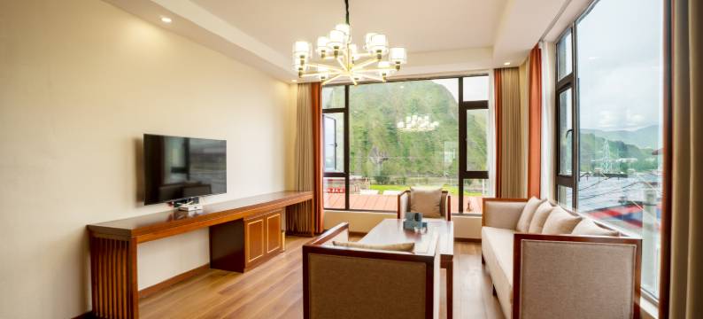 向巴拉精品酒店(新都桥店)图片