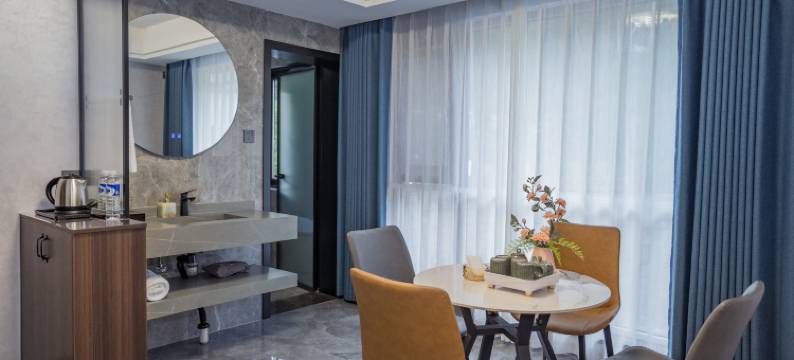 千岛湖镇舒曼·居里Life轻奢设计民宿(千岛湖啤酒小镇店)图片