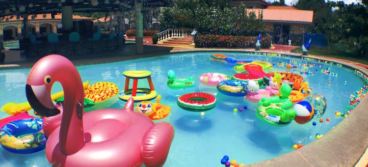 苏比克水滨景观度假村(Subic Waterfront View Resort)图片