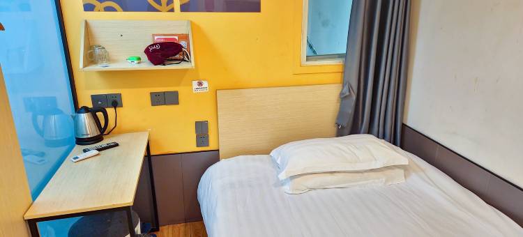 布丁严选酒店(杭州火车城站清河坊古街店)图片