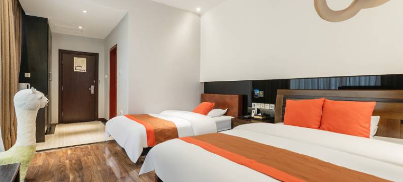 零二三精品酒店(重庆观音桥九街店)图片