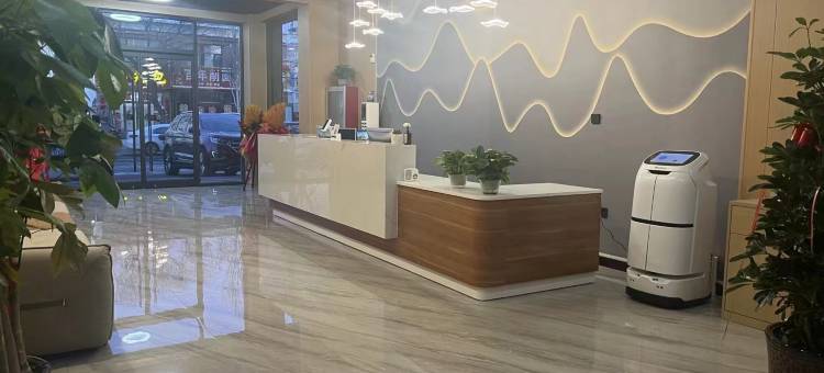 云上自在酒店(乌兰察布市商都店)图片