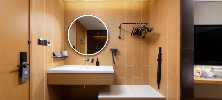 兰朵酒店(曲靖宣威火车站街心花园店)图片