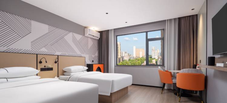 精选酒店(鄂州花湖高铁站店)图片