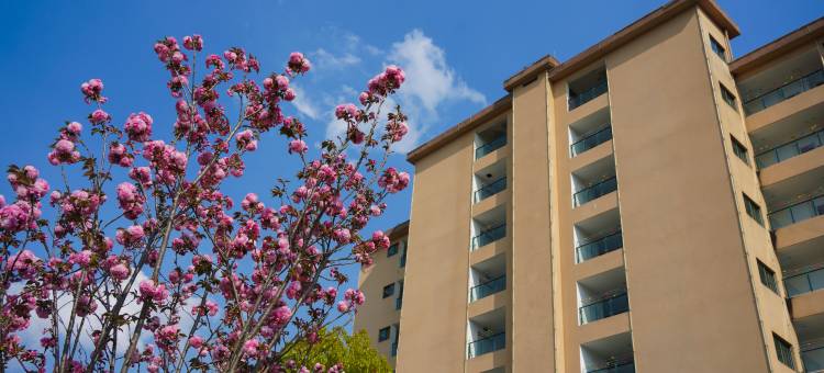 龙陵热水塘温泉酒店图片