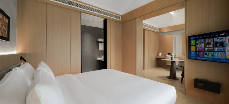 杭州云和西子度假酒店(柳浪闻莺定安路地铁站店)图片