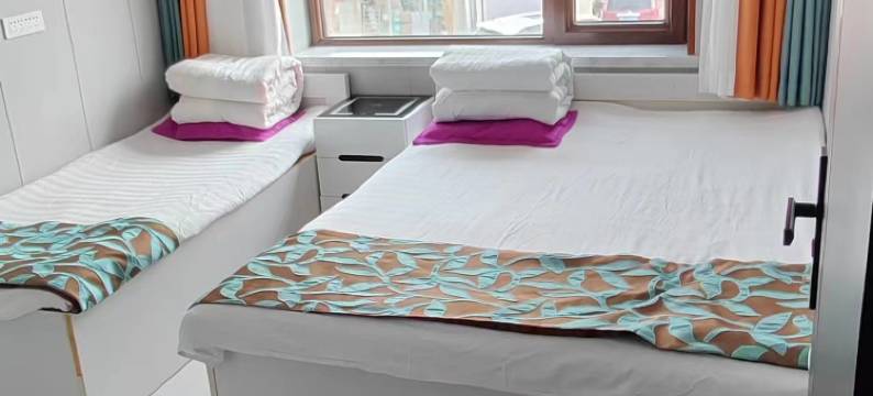 阿尔山西口林场旅店图片