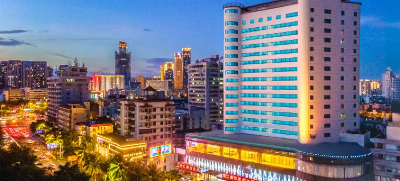 海口香江国际温泉大酒店(高铁东站日月广场免税店)图片