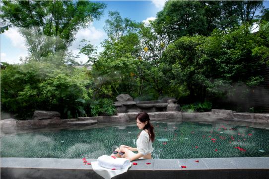 峨眉山希曼轻雅度假酒店外景图