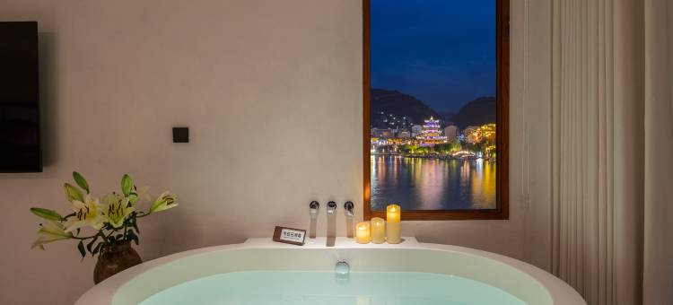 慢渡·MD私汤美学景墅(镇远古城新大桥店)图片