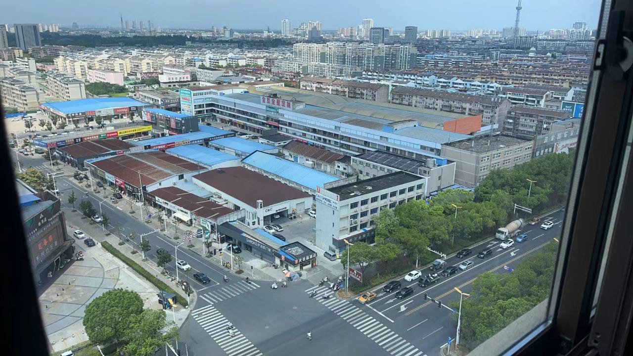 维也纳国际酒店(扬州江都金鹰广场店)图片