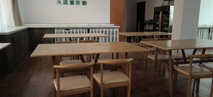 秀山巧登酒店(花灯广场店)图片