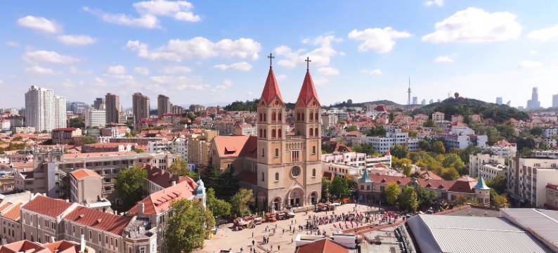 青岛兰呈美宿(五四广场延安三路地铁站店)图片