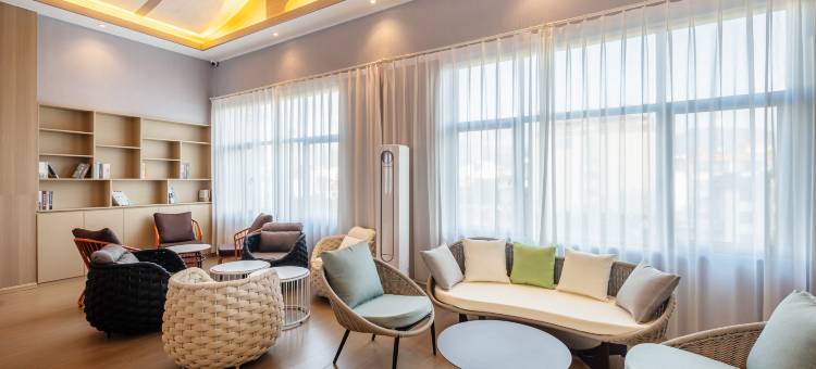 芒市季枫国际酒店(芒市广场店)图片