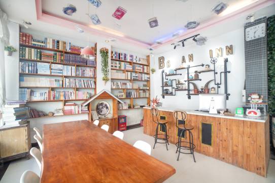 丹霞山泊岸客栈