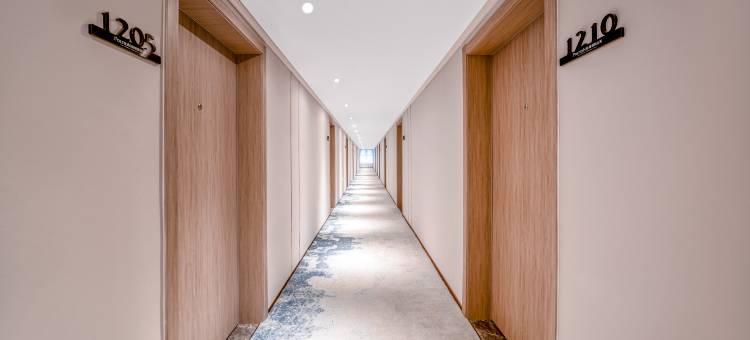 美娱·星峰电竞酒店(济南彭家庄地铁站店)图片