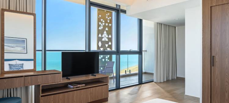 米尔法海湾酒店(Beach Bay Hotel Mirfa)图片