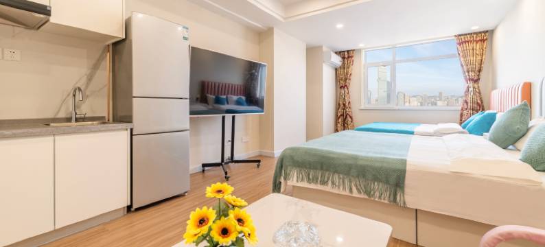 望海·沐光民宿(大连火车站东关街历史文化街区店)图片