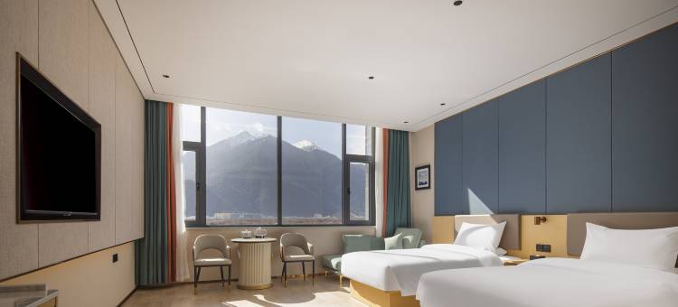 艺龙安悦酒店(林芝雪域江南尼洋河景区店)图片