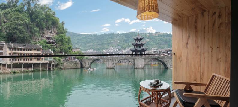在水一方客栈(镇远古城祝圣桥店)图片