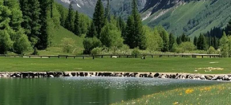 时光驿站(四姑娘山长坪沟景区店)图片