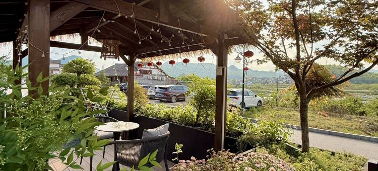 花溪四间房民宿(青岩古镇店)图片