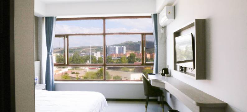 八方商务宾馆图片