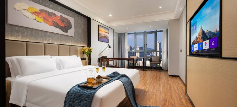 雅乐庭·皇城酒店(武汉大学科技园武大园路店)图片