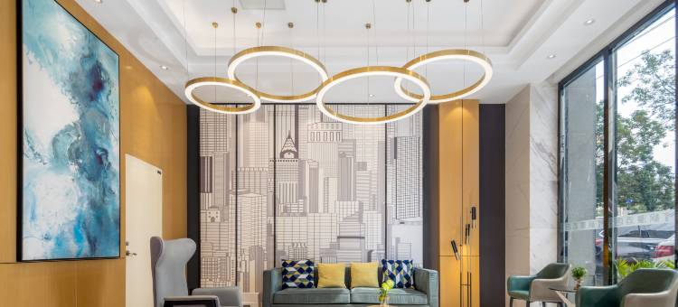 枫漫酒店(象州梦幻夜温泉大道店)图片