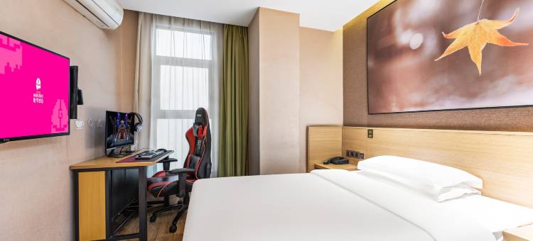 地平线电竞酒店(泰州万达广场店)图片