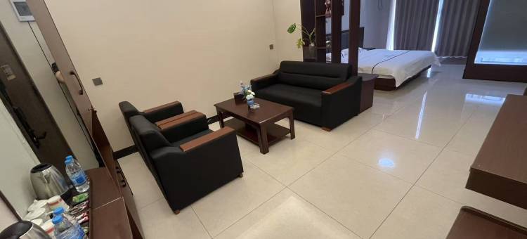 福泽·自助公寓(罗甸明珠广场店)图片