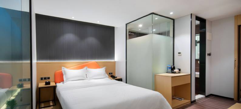 亚悦酒店(重庆解放碑步行街洪崖洞店)图片