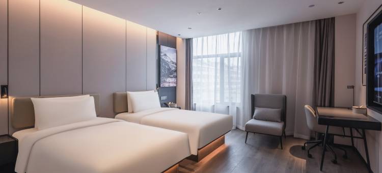 济南千佛山经十路亚朵酒店图片