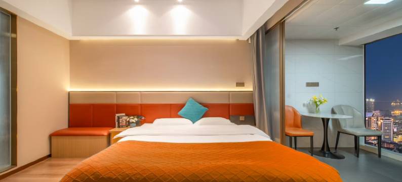 新密清岚酒店(中强光年广场店)图片